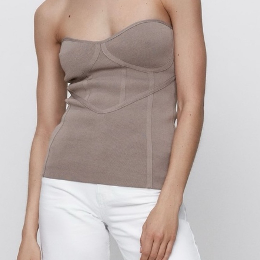 ⭐️Zara Cream Bustier Top
